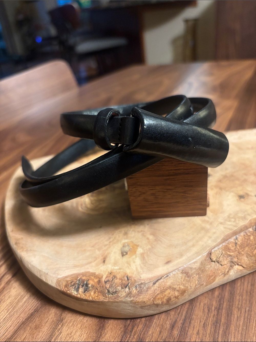 Vintage Lands' End Womens Black Leather Belt - 32